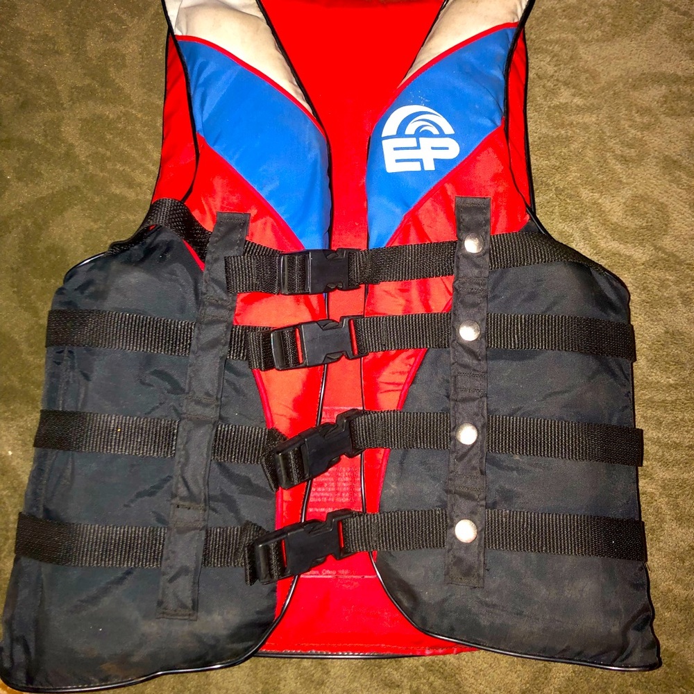 Life jacket